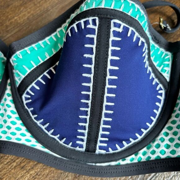 Bar III Whip It Good Strapless Colorblocked Stitched Underwire Bikini NWT - Picture 3 of 5